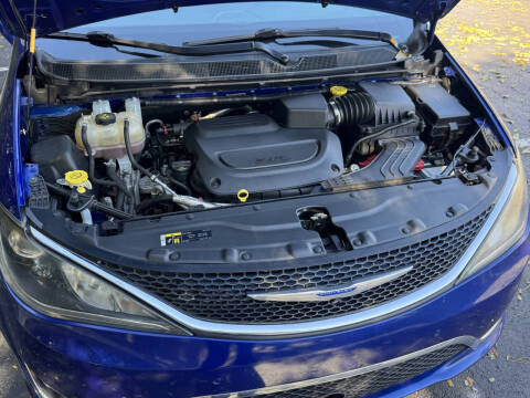 2019 Chrysler Pacifica Touring L