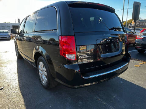 2018 Dodge Grand Caravan SE