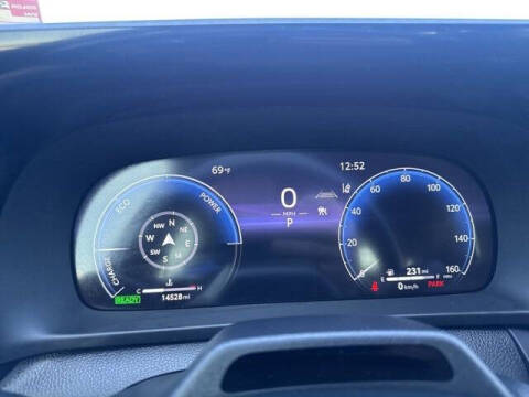 2024 Toyota Crown Platinum