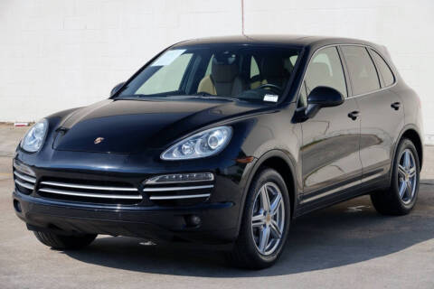 2014 Porsche Cayenne Platinum
