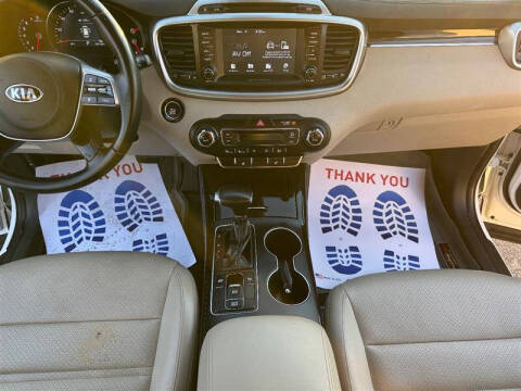 2019 Kia Sorento EX V6