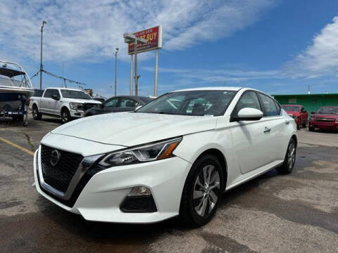 2019 Nissan Altima for sale at Smart Buy Auto Sales in Oklahoma City OK