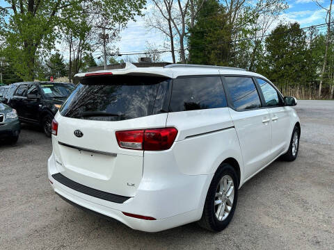 2015 Kia Sedona LX