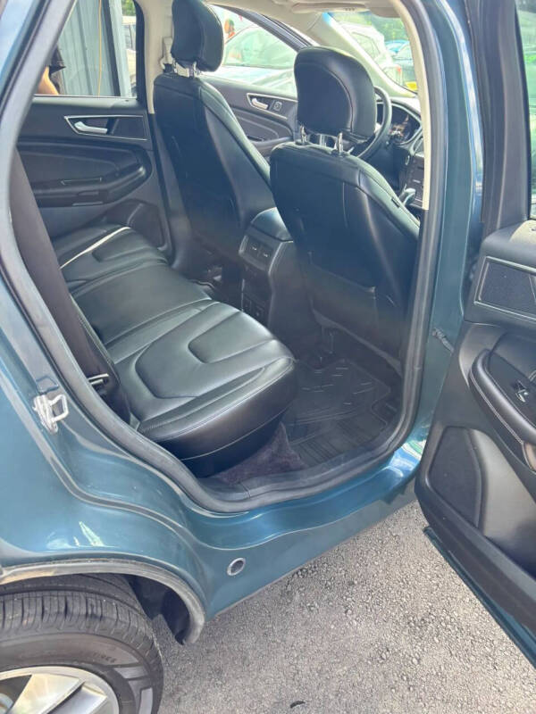 2016 Ford Edge Titanium