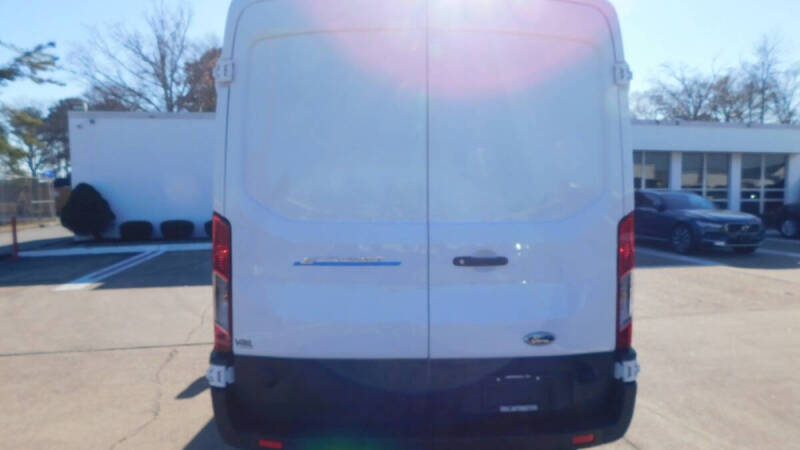 2024 Ford E-Transit 350