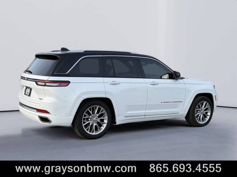 2022 Jeep Grand Cherokee