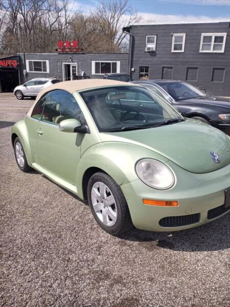 2007 Volkswagen New Beetle Convertible for sale at R & R Motor Sports in New Albany IN