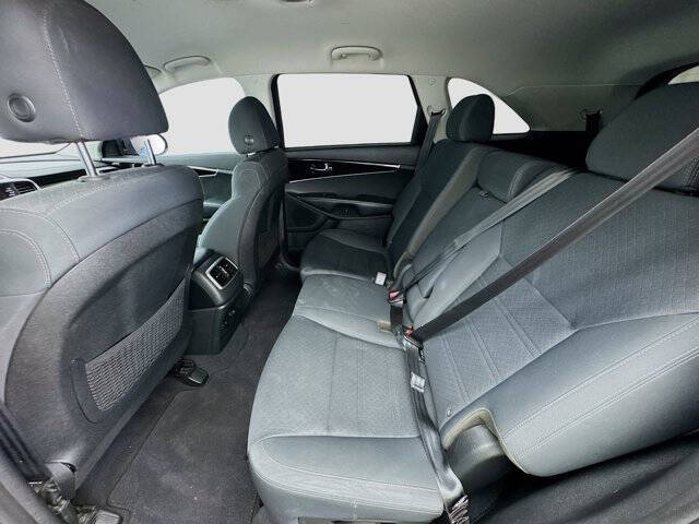 2020 Kia Sorento S V6