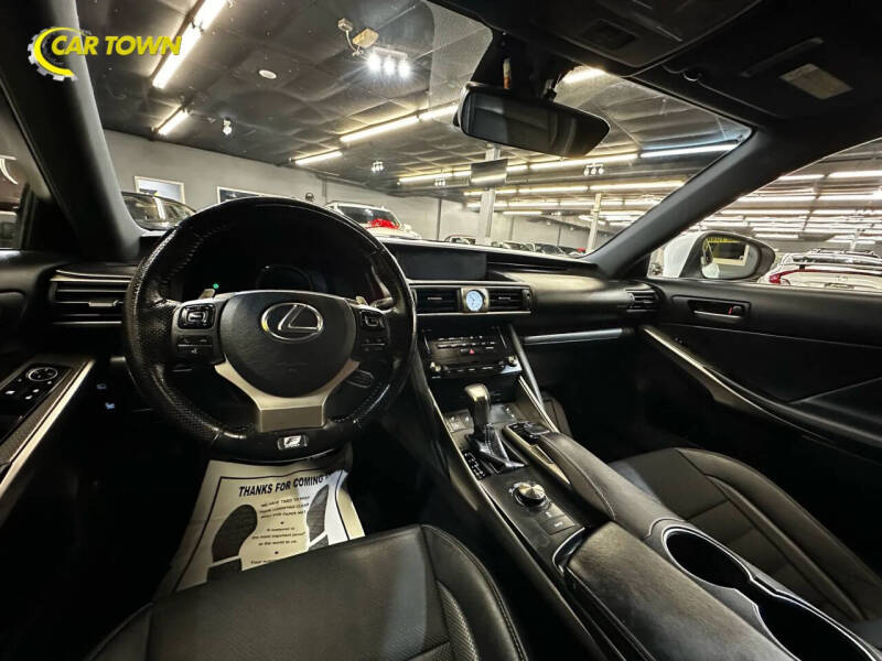 2017 Lexus IS 350