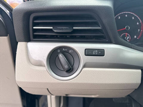 2020 Volkswagen Passat SE