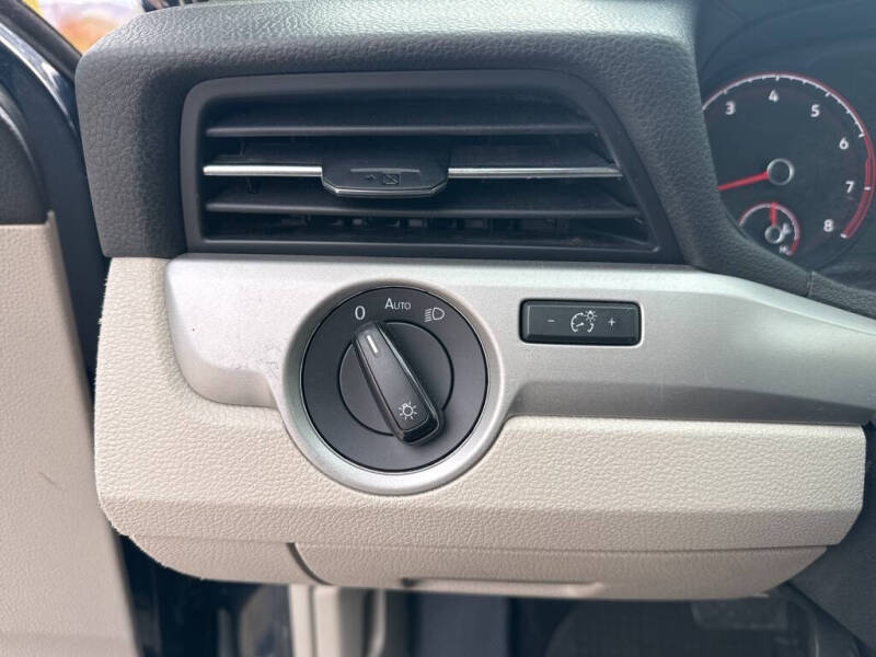 2020 Volkswagen Passat SE