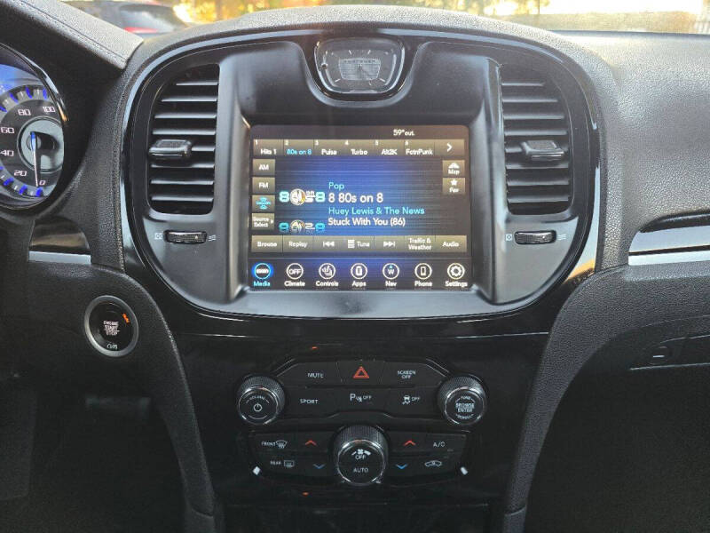 2023 Chrysler 300 S V6