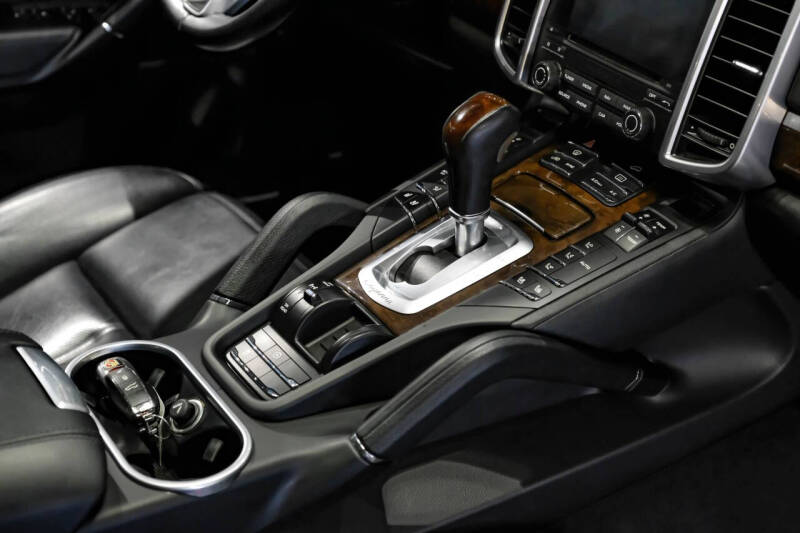 2017 Porsche Cayenne S