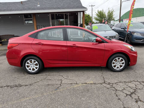 2013 Hyundai Accent GLS