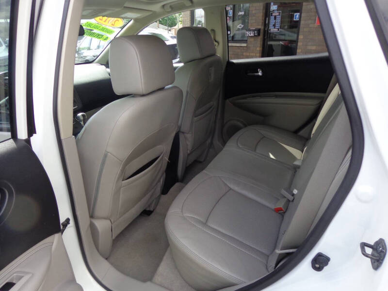 2012 Nissan Rogue SV w/SL Package