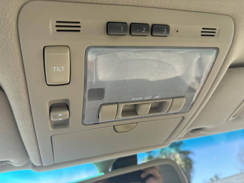 2005 Lexus LS 430