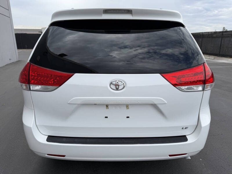 2012 Toyota Sienna