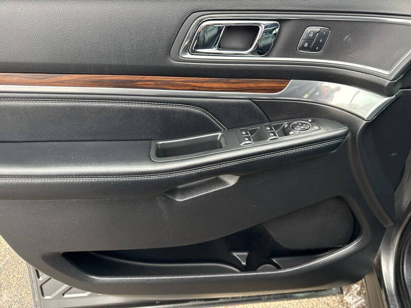 2017 Ford Explorer Limited