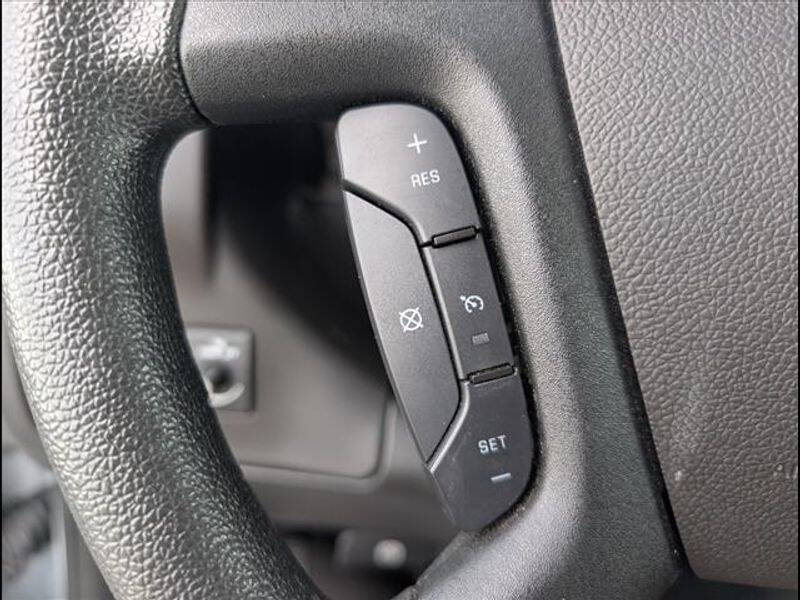 2023 Chevrolet Express 2500