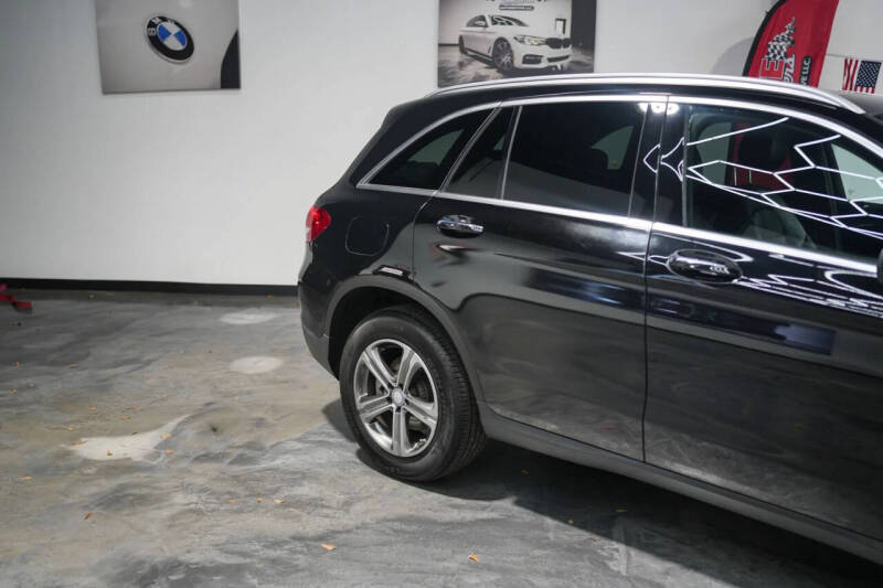 2017 Mercedes-Benz GLC GLC 300 4MATIC