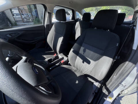 2017 Ford Focus S
