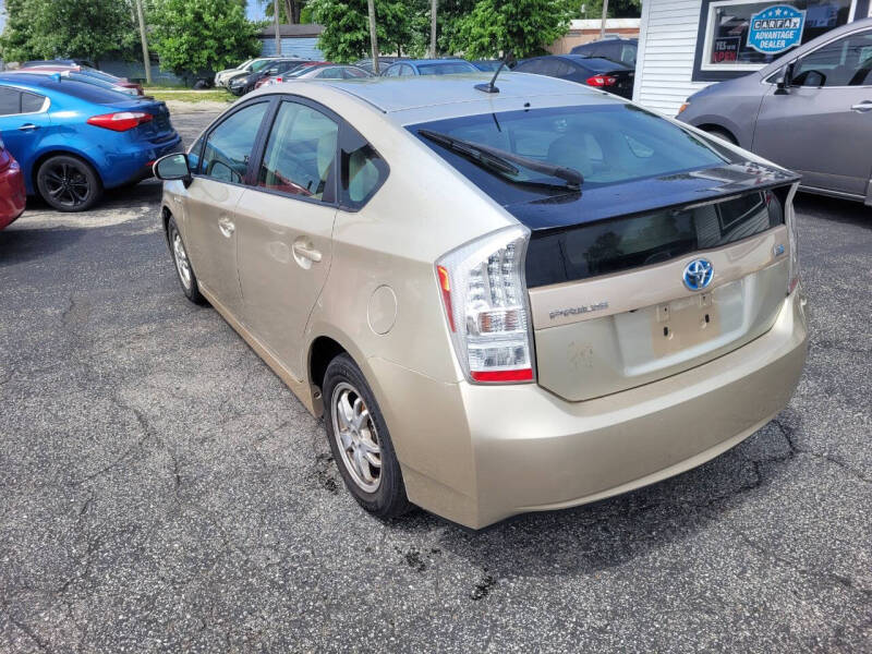 2010 Toyota Prius III