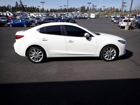 2017 Mazda MAZDA3 Touring