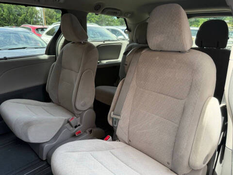 2017 Toyota Sienna