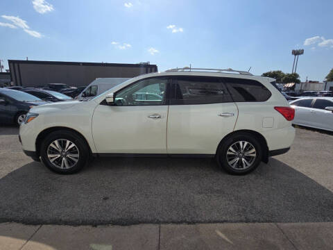 2017 Nissan Pathfinder SL