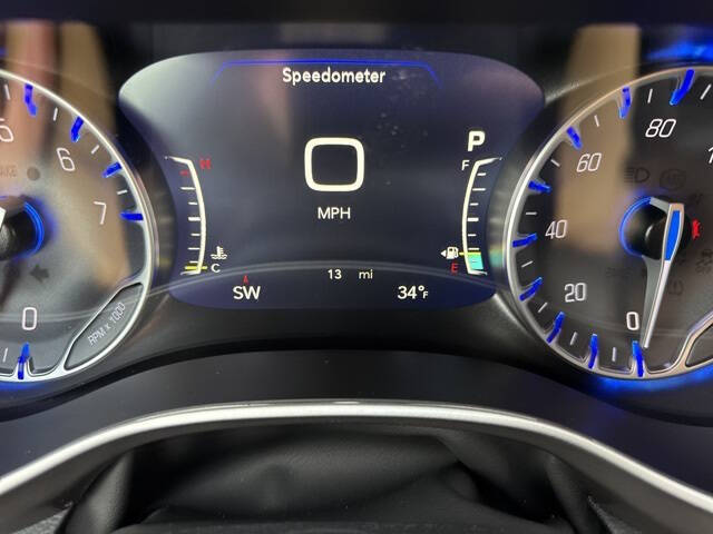 2026 Chrysler Voyager LX