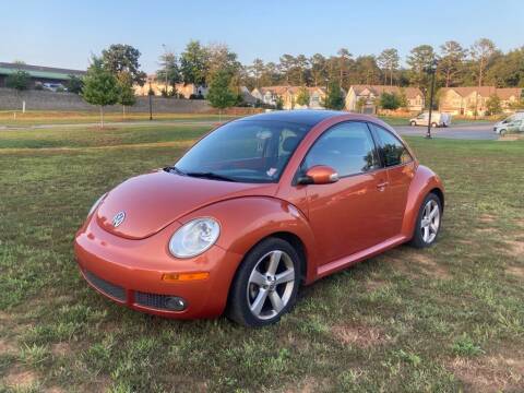 2010 Volkswagen New Beetle for sale at A & A AUTOLAND in Woodstock GA