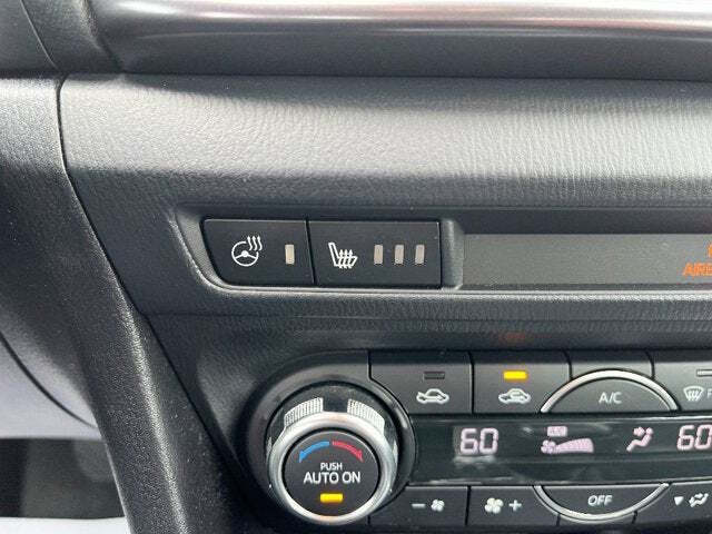 2018 Mazda MAZDA3 35