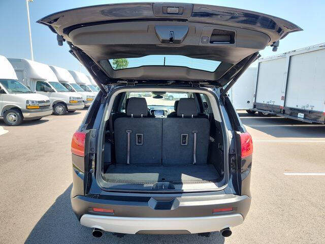 2017 GMC Acadia SLE-2