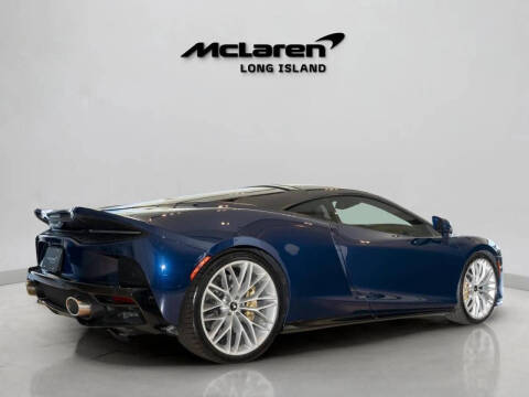 2023 McLaren GT
