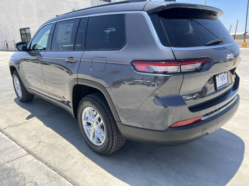 2025 Jeep Grand Cherokee L Laredo