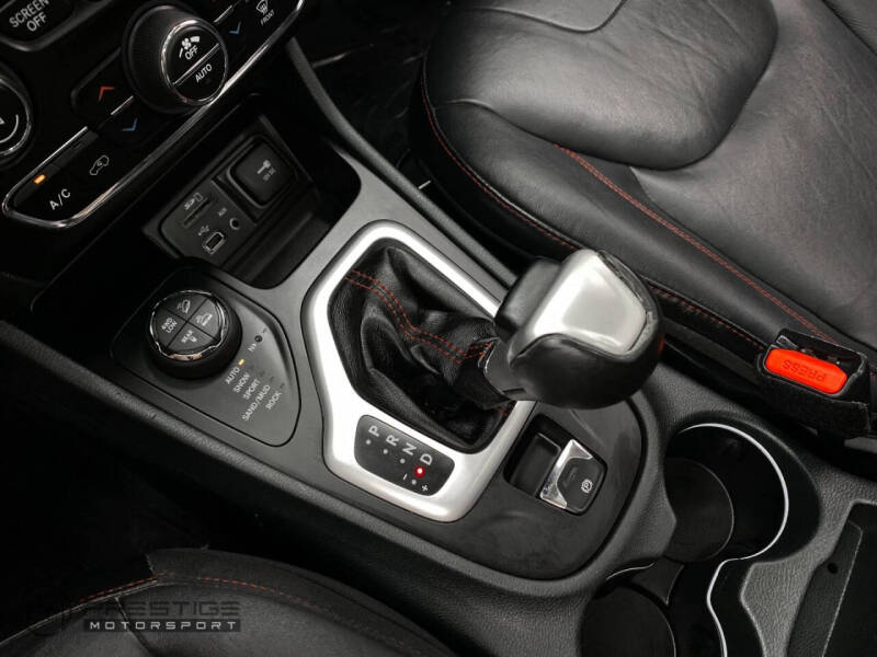 2015 Jeep Cherokee Trailhawk