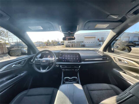 2024 Chevrolet Traverse LS