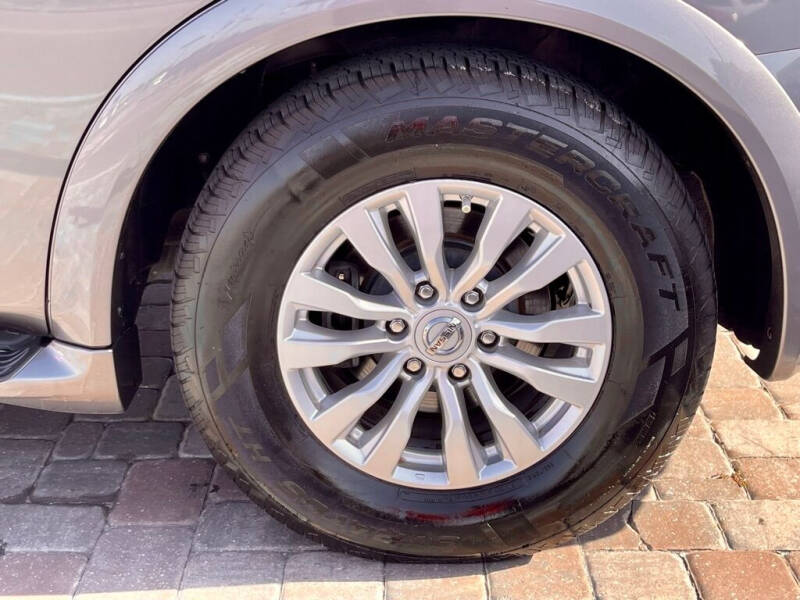 2017 Nissan Armada SV