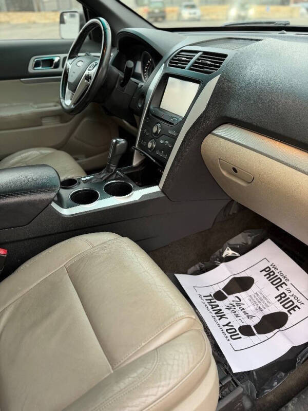 2012 Ford Explorer XLT