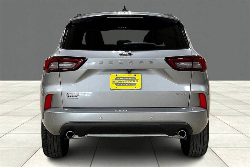 2023 Ford Escape ST-Line Elite