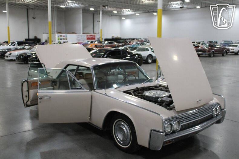 1963 Lincoln Continental
