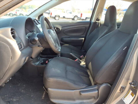 2017 Nissan Versa 1.6 S