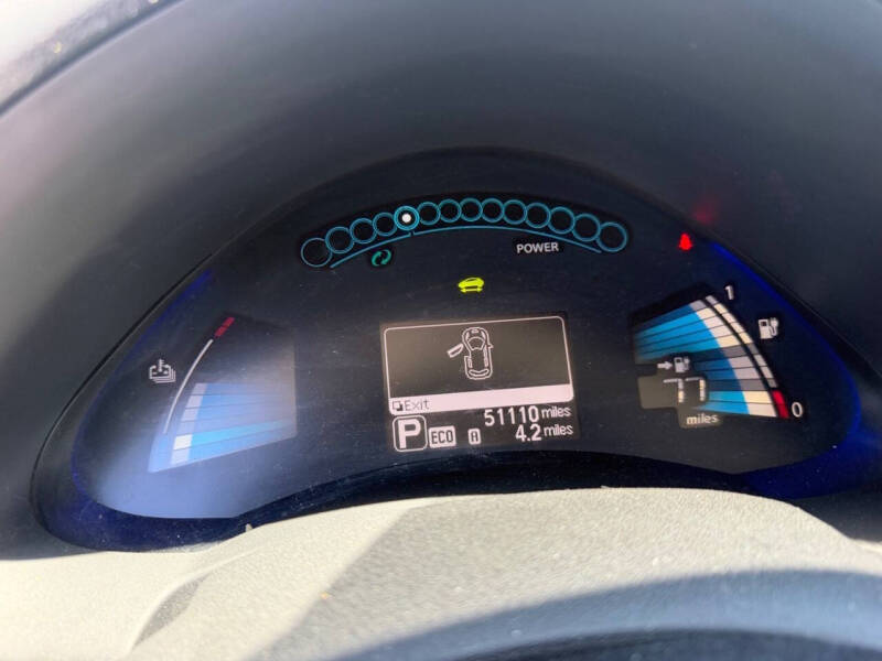 2016 Nissan LEAF S-24