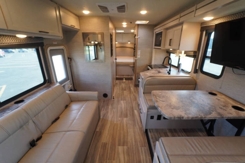 2021 Thor Motor Coach Four Winds