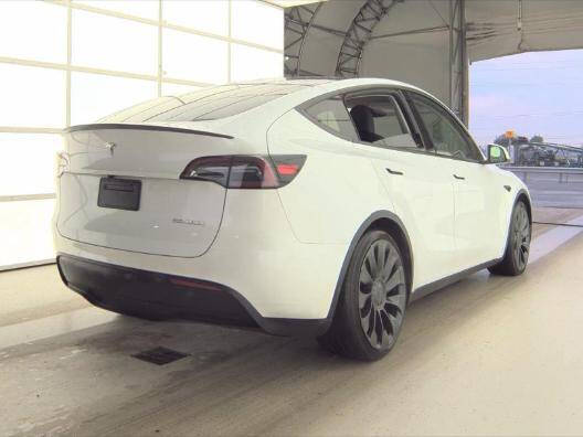 2023 Tesla Model Y Performance
