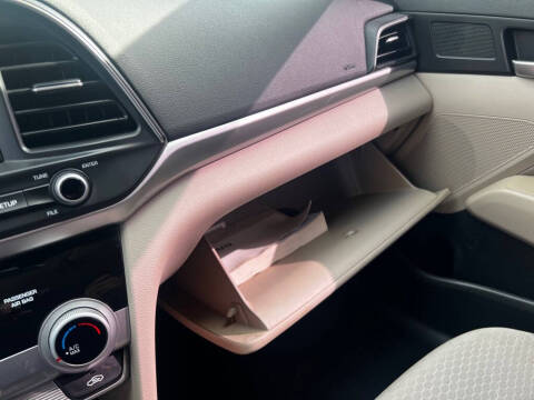 2019 Hyundai Elantra SEL