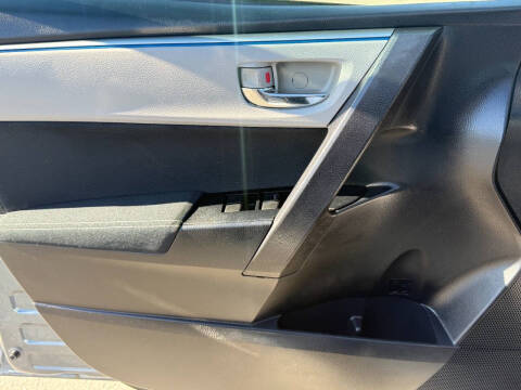 2015 Toyota Corolla LE