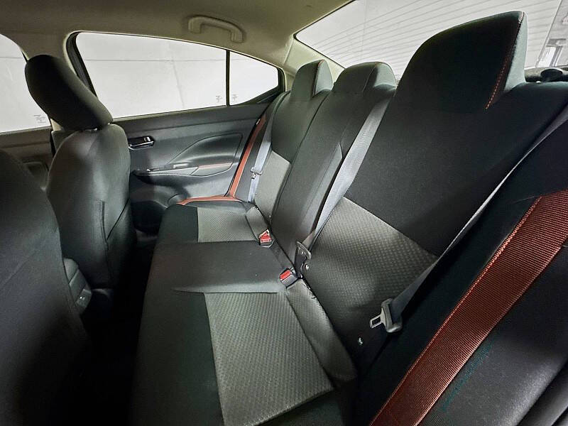 2025 Nissan Versa SR