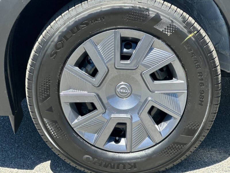 2026 Nissan Kicks S