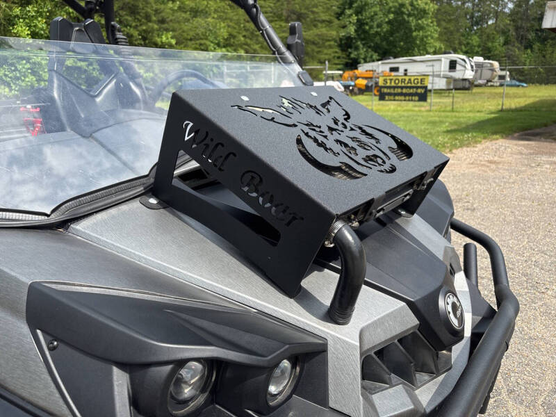 2017 Can-Am Commander XT